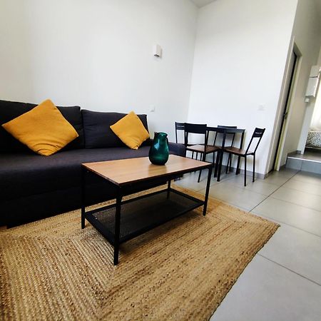Apartmán Le Pressense 2 Vénissieux Exteriér fotografie