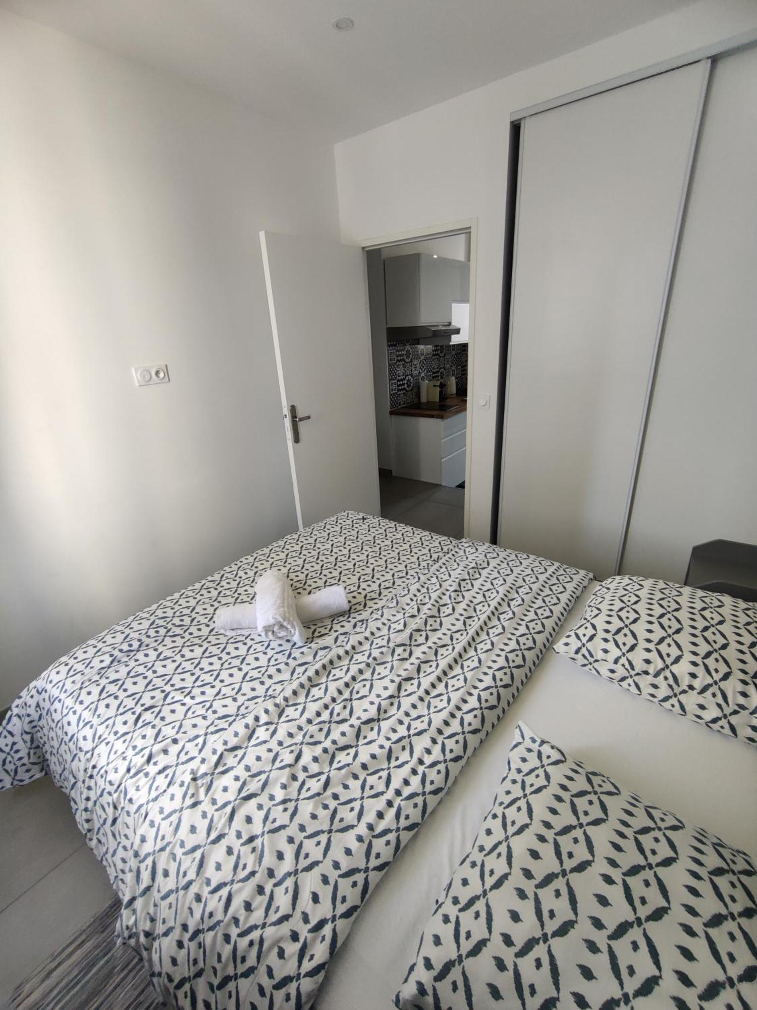 Apartmán Le Pressense 2 Vénissieux Exteriér fotografie